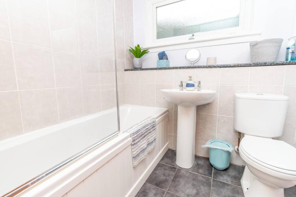 'Sunset View' Eclectic & Stylish One Bed Apartment Newport-On-Tay エクステリア 写真